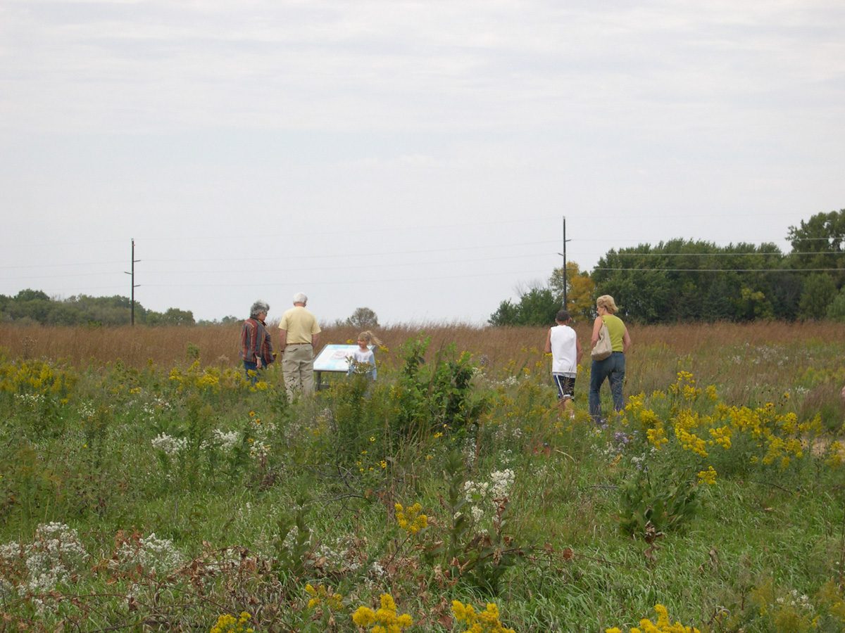 Birch Coulee Battlefield-family on trail