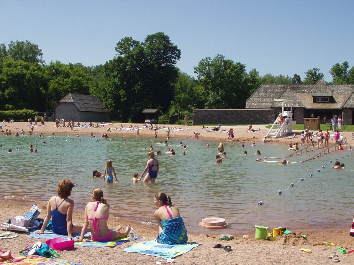 Flandrau State Park-people by pool
