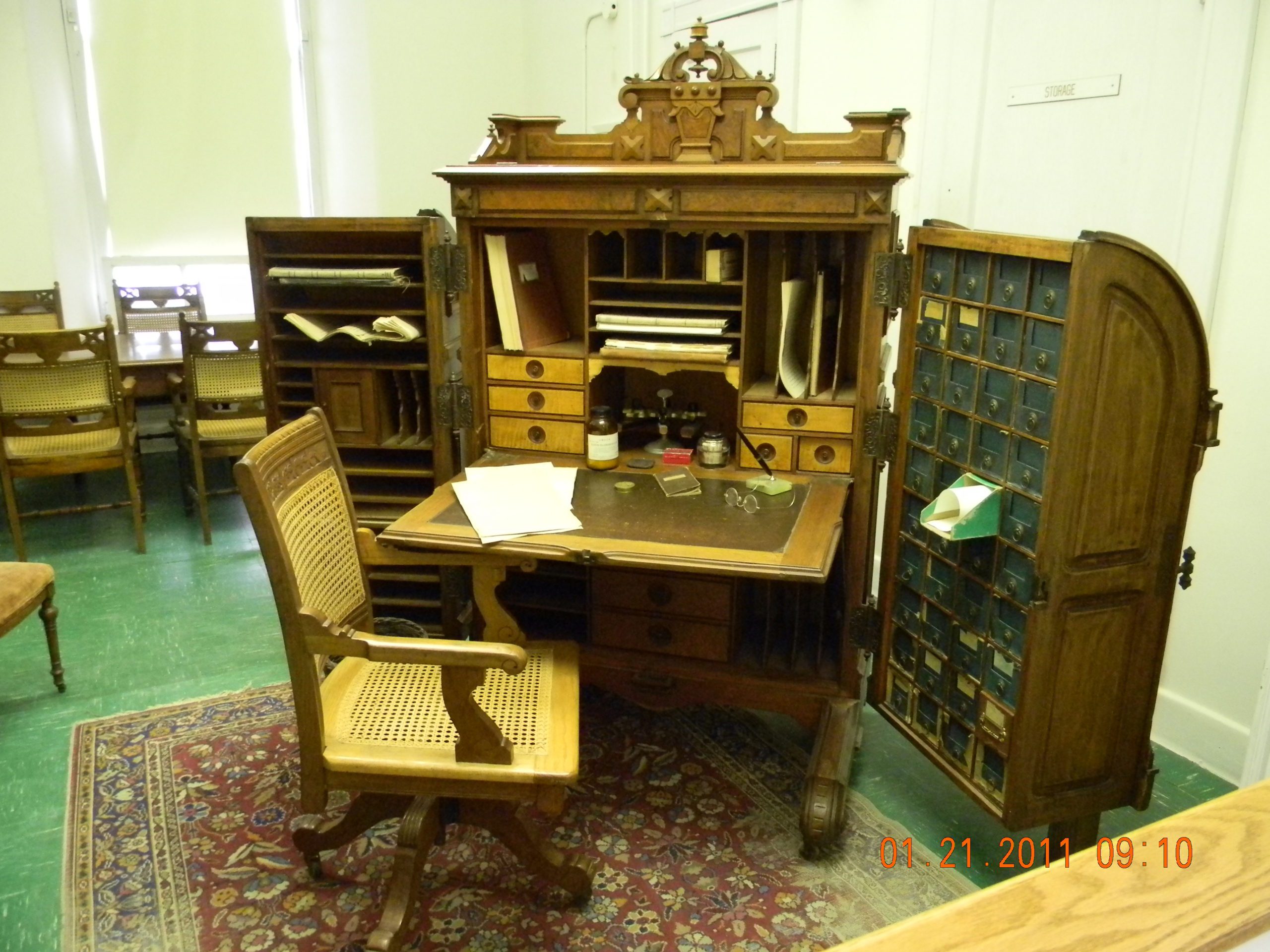 Desk display