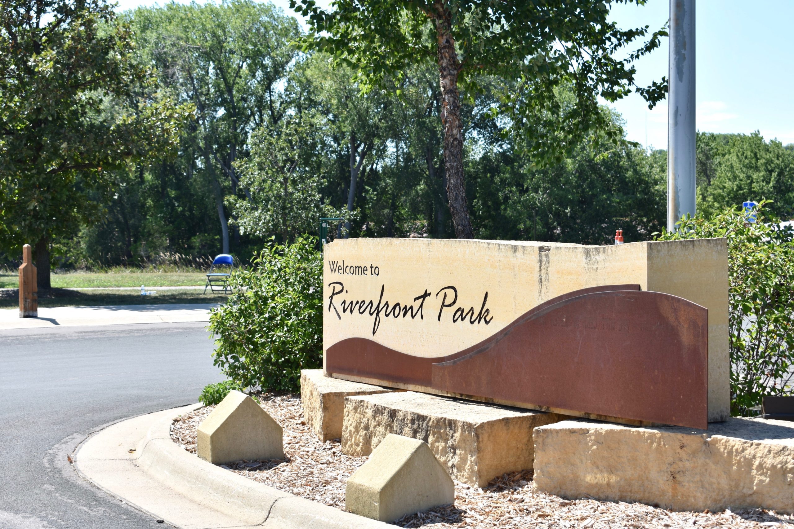 Riverfront park sign