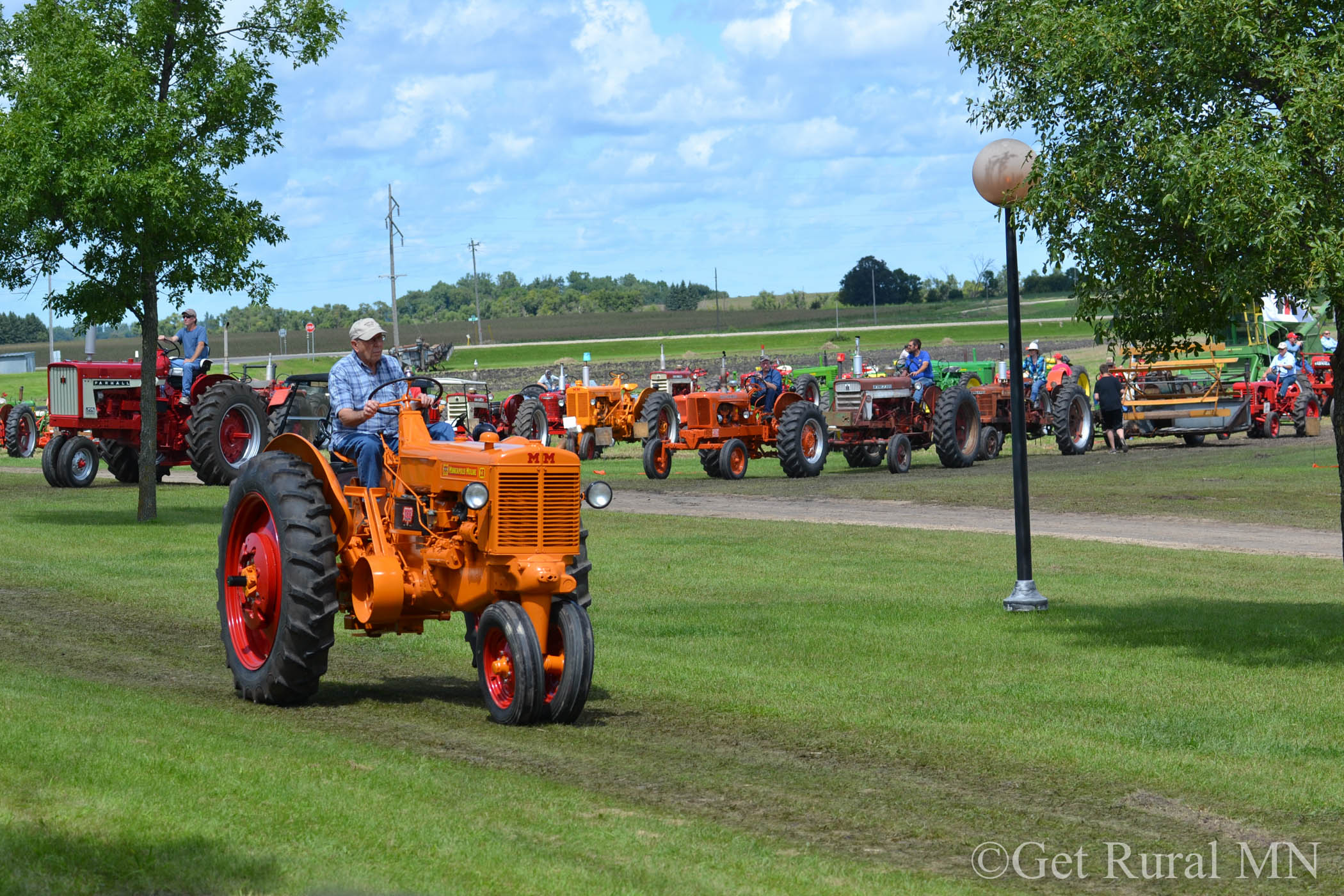 Minnesota Valley Antique Farm Power & Machinery Association welcomes you to Heritage Hill - home of the Annual Heritage Hill Threshing Show
